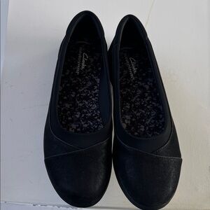 Clark’s Black Cloudsteppers Slip Ons Breeze Ayla NWOB SZ 11